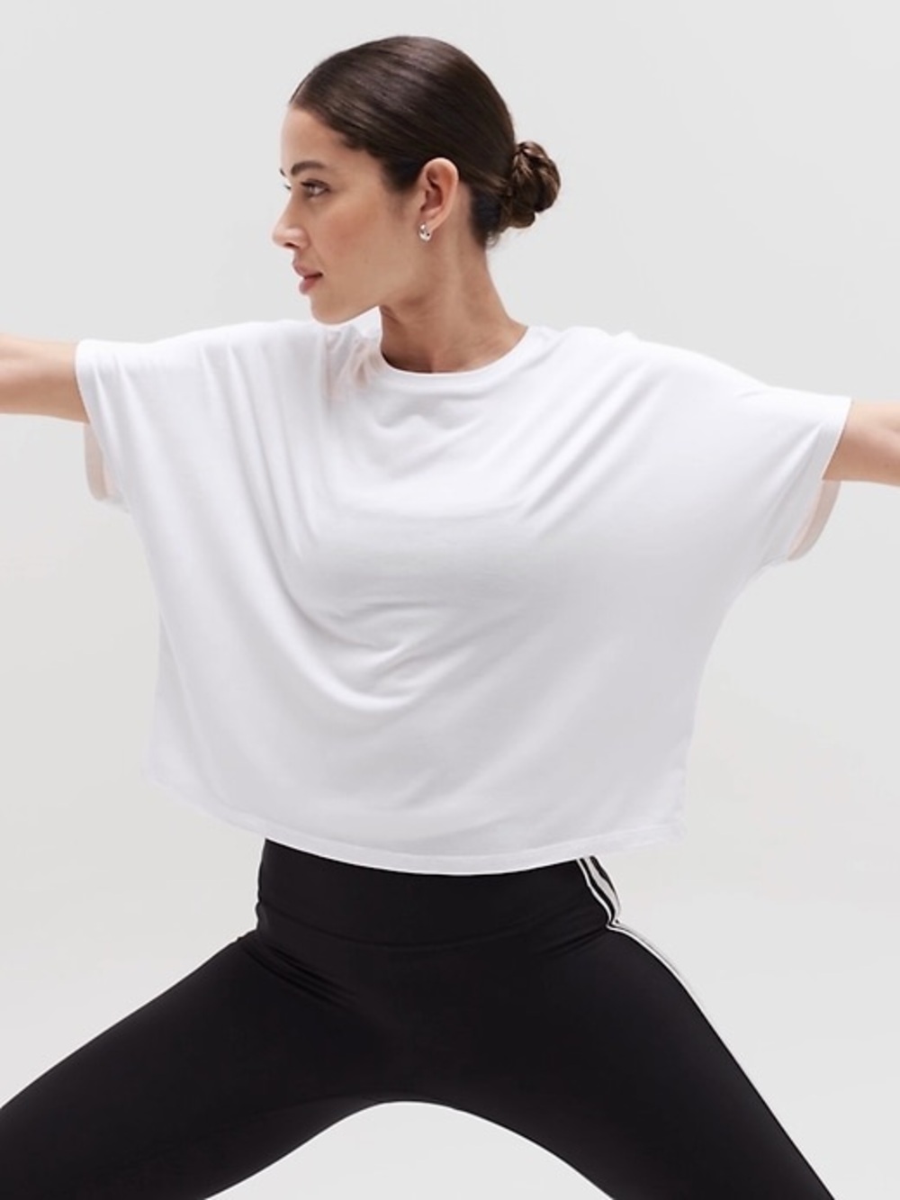 ATHLETA Women's With Ease Crop Relaxed Tee Shirt White-Size Small New - Picture 2 of 9